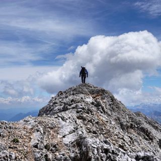 Jubilaumsgrat...

#jubiläumsgrat #hike #gory #góry #wspinaniepl #wspinanie #mountains #mountainlovers #climbing #climb #alpine #bayern