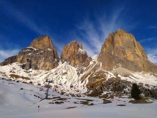 SellaRonda - Dolomites

#góry #gory #mountainlovers #mountains #hike #hiking #hory #berge #bergliebe #montagne #mountainlovers #sanglant #skitour #skitouring #skitouren #alps #alpsmountains #sellaronda #valdifassa #canazei #südtirol #sudtirol #dolomiti #dolomitisuperski #pizboè